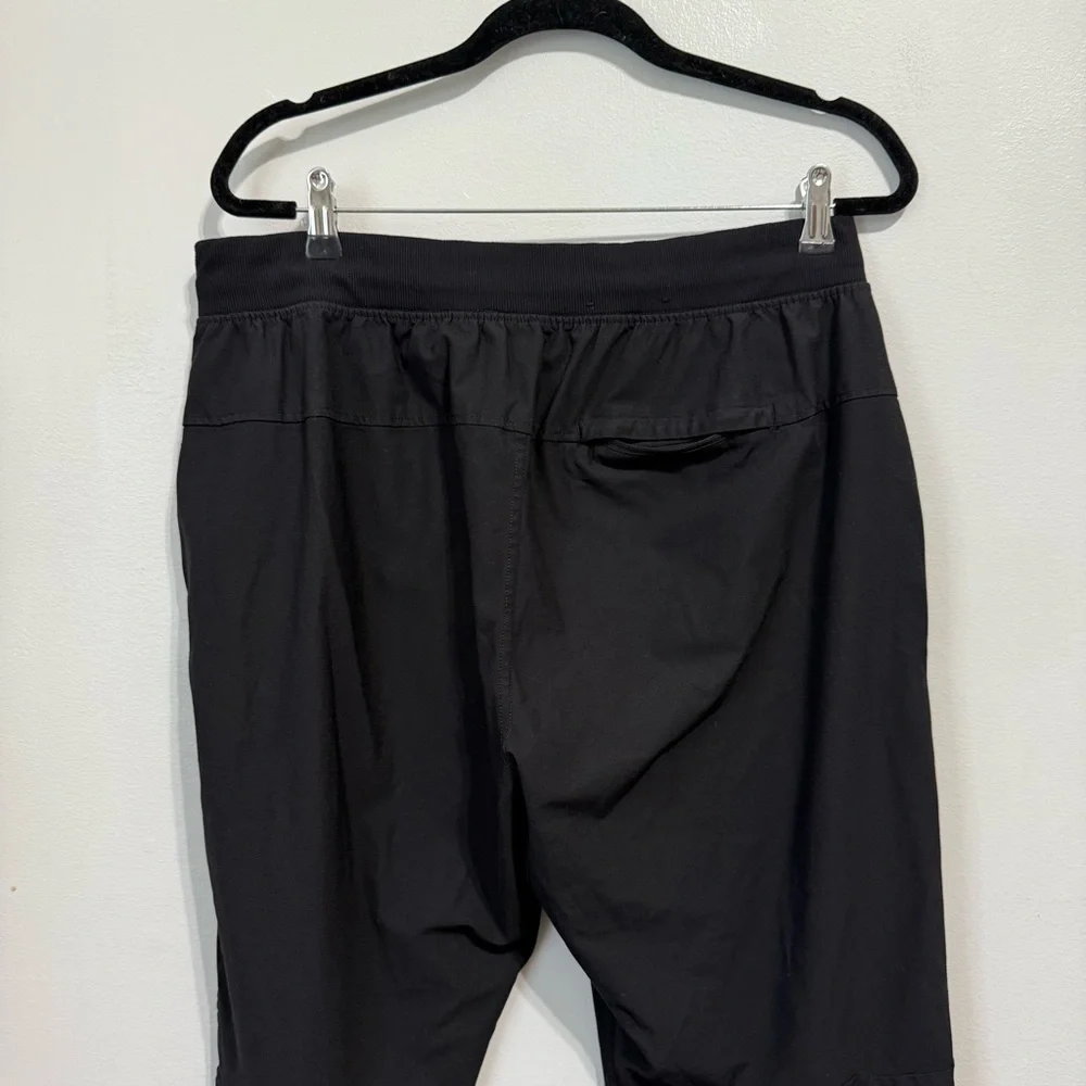 Lululemon Men’s Black Joggers Size XL